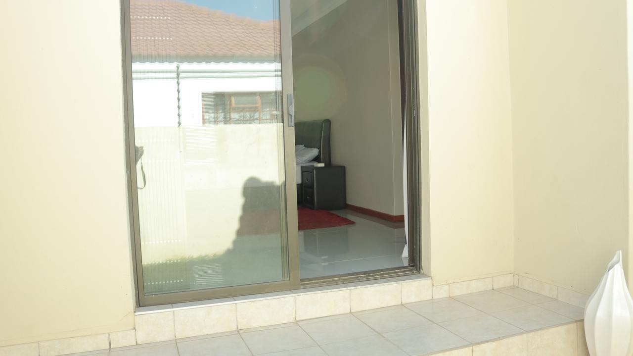 Tap'S Home Away From Home Γκαμπορόνε Εξωτερικό φωτογραφία